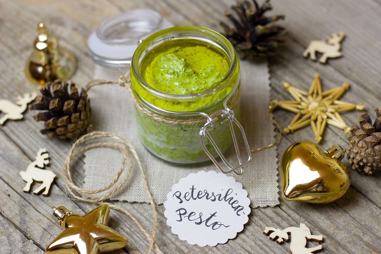 How to Make Your Own Homemade Pesto Sauce
